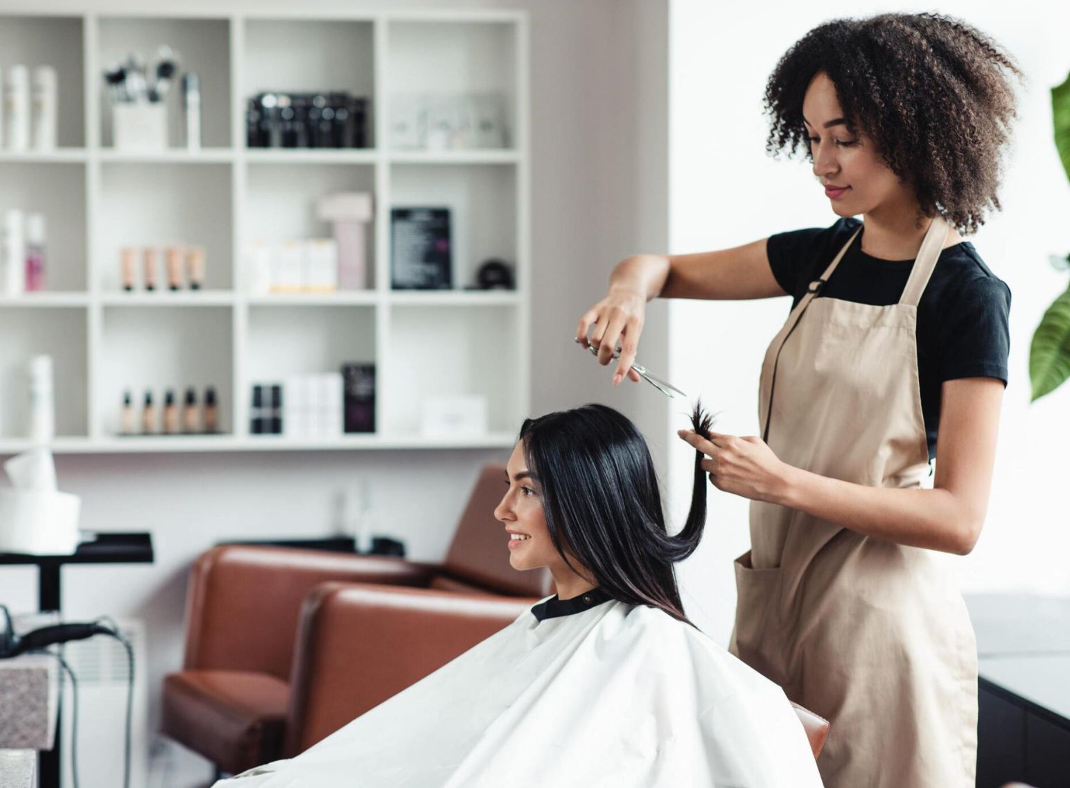 rent a salon chair near me